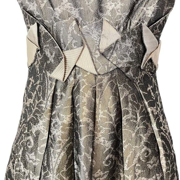 BCBGMaxazria BCBG Strapless 100% Silk Y2K Babydoll Pleated Formal Party Dress 6 - Picture 6 of 16